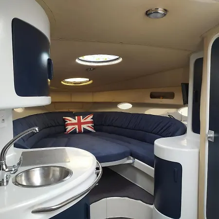 La Bella Lola * Vigo